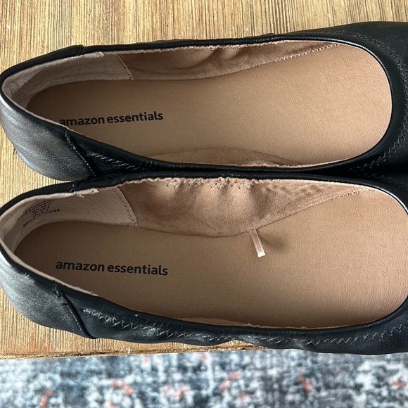 Black ballet flats - Picture 3 of 5